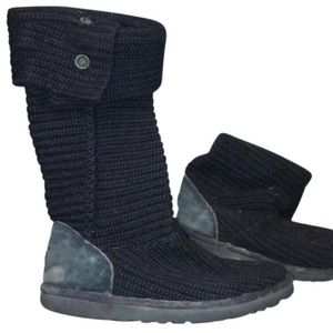 UGG AUSTRALIA classic crochet mid calf black boots
